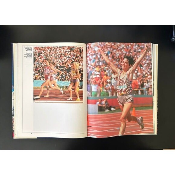 Games of the XXIIIrd Olympiad - Los Angeles 1984 Commemorative Book. HB - Picture 4 of 7